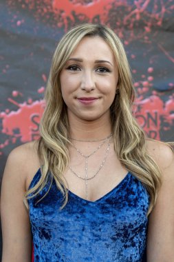 Ashley Edner 27 Haziran 2018 'de Castaway, Burbank, Kaliforniya' da 44.