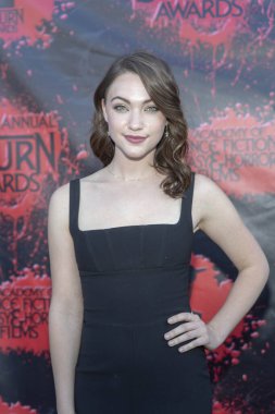 Violett Beane, 27 Haziran 2018 'de Castaway, Burbank, Kaliforniya' da 44. Yıllık Satürn Ödüllerine katıldı.