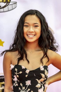 Mackenzie De Zilva 15 Nisan 2018 'de Globe Theatre, Universal City' de düzenlenen 3.