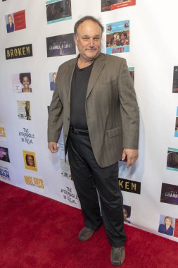 Ron Rogge, Van Nuys / Reseda Elks Lodge, Los Angeles 'ta 25 Mayıs 2018' de FYC Us Underdog Emmy gösterimlerine ve yardım etkinliğine katılıyor.