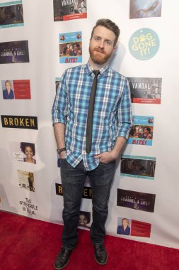 T.J. Marcabank, Van Nuys / Reseda Elks Lodge, Los Angeles 'ta 25 Mayıs 2018' de FYC Us Underdog Emmy Gösteri ve Yardım Etkinliği 'ne katıldı.