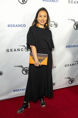 Agnes Muljadi, 6 Ekim 2018 tarihinde Los Angeles, Kaliforniya 'daki Spectra, Pasifik Tasarım Merkezi' nde 2018 Geanco Vakfı Hollywood galasına katılır.