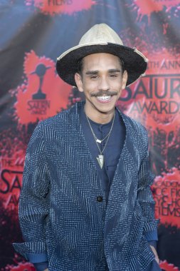 Ray Santiago 27 Haziran 2018 'de Castaway, Burbank, Kaliforniya' da 44. Yıllık Satürn Ödüllerine katıldı.