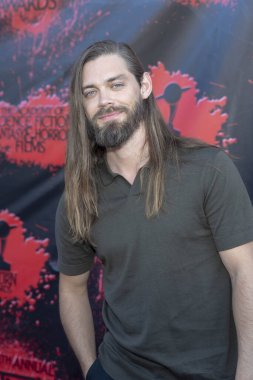 Tom Payne, 27 Haziran 2018 'de Castaway, Burbank, Kaliforniya' da 44.