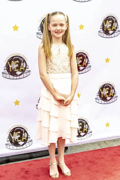 Abigail Oliver Nimmt April 2018 Den 3Rd Annual Young Entertainer — Stockfoto