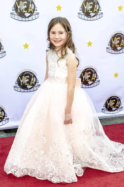 Ava Grace Cooper Attends 3Rd Annual Young Entertainer Awards Globe — Stock Photo, Image