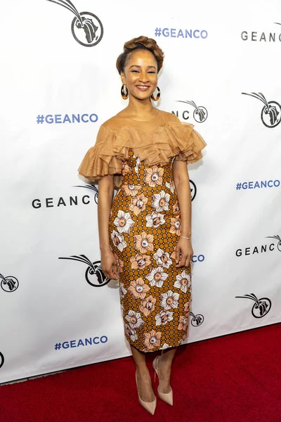 Adesua Etomi, 6 Ekim 2018 tarihinde Los Angeles, Kaliforniya 'daki Spectra, Pasifik Tasarım Merkezi' nde düzenlenen 2018 Geanco Vakfı Hollywood galasına katıldı.