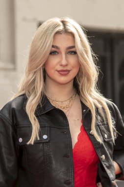 Presley Tennant 7 Nisan 2019 'da Warner Brother Studios, Burbank, CA' da 