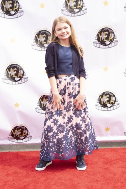 Devin Weaver 7 Nisan 2019 'da Warner Brother Studios, Burbank, CA' da 