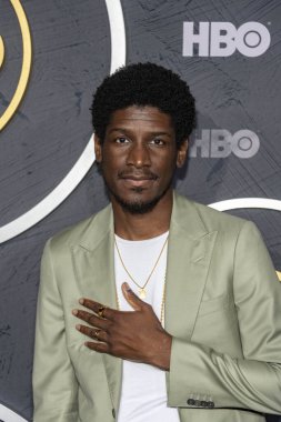 Labirent, 22 Eylül 2019 tarihinde Los Angeles 'taki Pasifik Tasarım Merkezi' nde HBO 'nun Post Emmy Ödülü Resepsiyonuna katıldı.