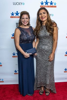 Elaine Frontain-Bryant, Navah Paskowitz-Asner 15 Kasım 2018 'de Los Angeles, Kaliforniya' daki Exchange LA 'deki Ed Asner Aile Merkezi' nin 