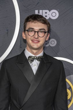 Isaac Hempstead Wright, 22 Eylül 2019 tarihinde Pasifik Tasarım Merkezi 'nde HBO' nun Post Emmy Ödülü Resepsiyonuna katıldı.