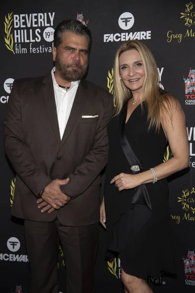 Frederico Lapenda Sabrina Barbosa Deltar Årliga Beverly Hills Film Festival — Stockfoto