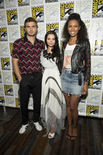 Elenco Participa Sala Imprensa Siren Comic Con 2018 San Diego — Fotografia de Stock