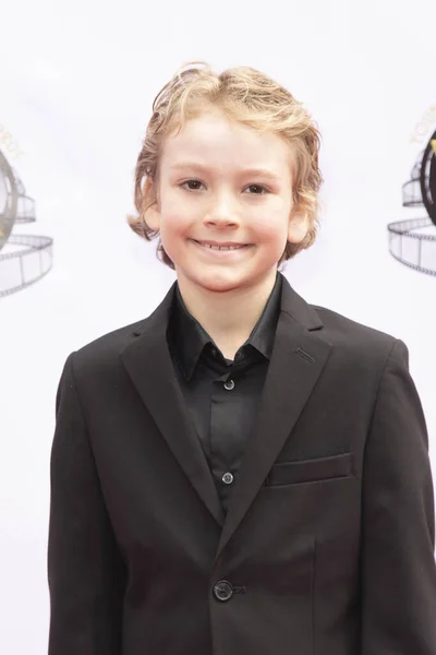 Weaver Deltar 4Th Annual Young Entertainer Awards Warner Brother Studios — Stockfoto