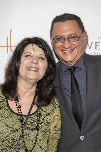 Arlene Thornton Larry Riess Deltar Årliga Heller Awards Som Delas — Stockfoto