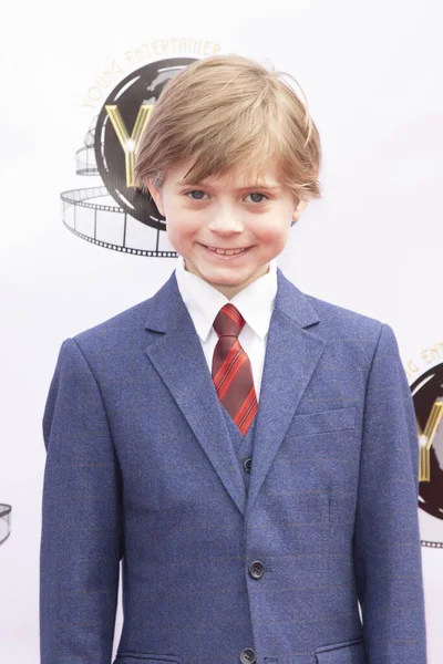 Beckham Skodje Відвідує 4Th Annual Young Entertainer Awards Warner Brother — стокове фото