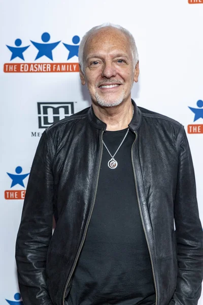 Peter Frampton Asiste Night Dreams Gala Por Asner Family Center — Foto de Stock