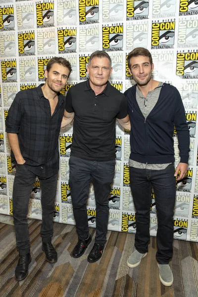 Paul Wesley Kevin Williamson James Wolk Assistent Comic Con International — Photo