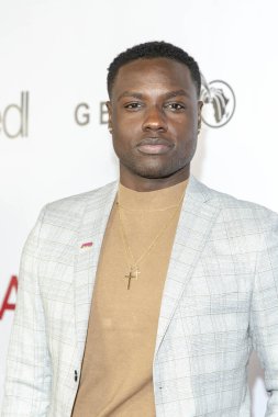 Dayo Okeniyi, 10 Ekim 2019 tarihinde SLS Beverly Hills, Beverly Hills, CA 'daki GEANCO Vakfı 2019 Yıllık Galasına katılır. 