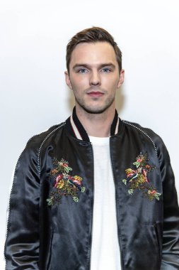 Nicholas Hoult 2019 WonderCon 'a katılıyor - 20th Century Fox' un 