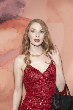 Ela Darling 11 Ekim 2019 'da Orpheum Theater, Los Angeles' ta düzenlenen 2. Pornhub Ödüllerine katıldı.