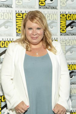 Julie Plec 21 Temmuz 2018 'de Comic-Con International San Diego 2018 CW' nin 