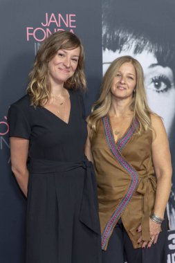 Emma Pildes ve Jessica Levin HBO Belgesel Filmi 