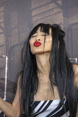 Bai Ling 14 Mayıs 2019 'da Los Angeles Cinerama Dome' daki HBO Deadwood galasına katıldı.