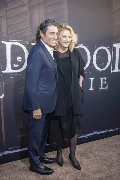 Ian Mcshane Gwen Humble Attend Hbo Deadwood Los Angeles Premiere — Stock Photo, Image