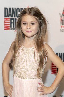 Keeley Begeman 20 Haziran 2019 'da Hollywood' daki TCL Çin Tiyatrosu 'nda düzenlenen Dünya Film Festivali' nden 90 feet uzaklıktadır..