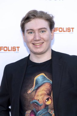 11 Temmuz 2019 'da Wisdome Dome Park, Hollywood, CA' da Infolist Öncesi Comic-Con Bash 'e katılıyor.