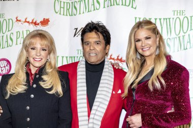 Laura McKenzie, Erik Estrada, Nancy O 'Dell 25 Kasım 2018' de Hollywood Bulvarı 'ndaki 87.