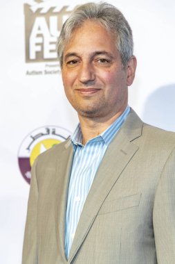 David Shore, 29 Nisan 2018 'de Beverly Hills, CA' da düzenlenen 2. AutFest Uluslararası Film Festivali 'ne katıldı.