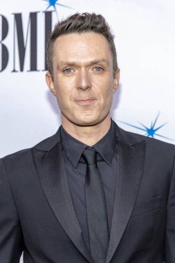 Fil Eisler 15 Mayıs 2019 'da Beverly Wilshire Hotel' de 35. Yıllık BMI Film, TV ve Görsel Medya Ödülleri 'ne katıldı.