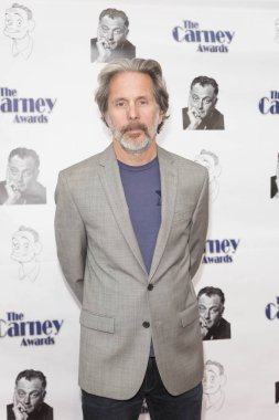 Gary Cole, Paley Medya Merkezi 'ndeki 2. Yıllık Carney Ödülleri' ne geldi. 