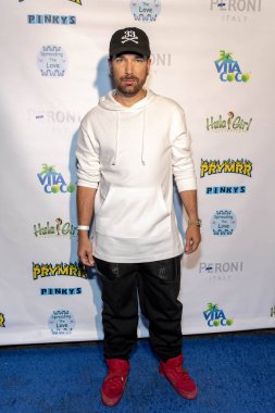 Saige Walker, 9 Kasım 2018 'de Burbank, Kaliforniya' daki The Production Compound House 'da PRYMRR' ın Blue Lights Bash & Music Video Sürüm Partisi 'ne katıldı.