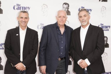 Jim Katz, Brian Carney, David Katz Paley Medya Merkezi 'ndeki 2. Yıllık Carney Ödülleri' ne geldiler. 