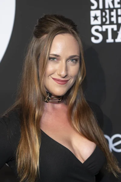 Claire Elizabeth Uczestniczy Oficjalnym Przyjęciu Inauguracyjnym Musicash Avalon Hollywood Hollywood — Zdjęcie stockowe