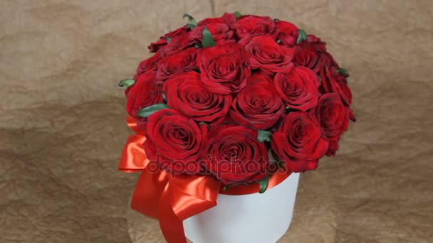 Fleurs Roses Rouges Rondes Bouquet Avec Grand Arc Tours