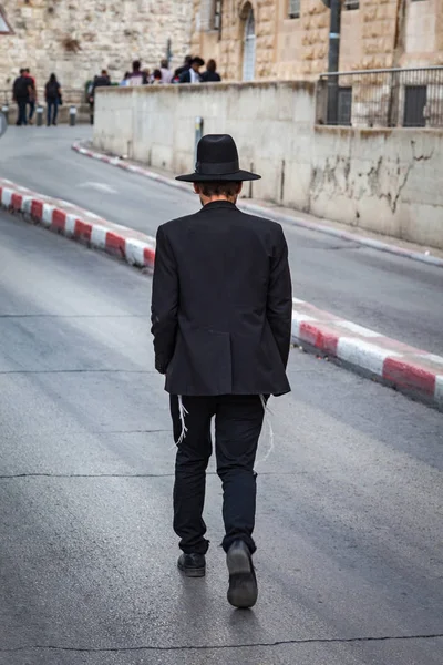 Yürüyen Yahudi Adam