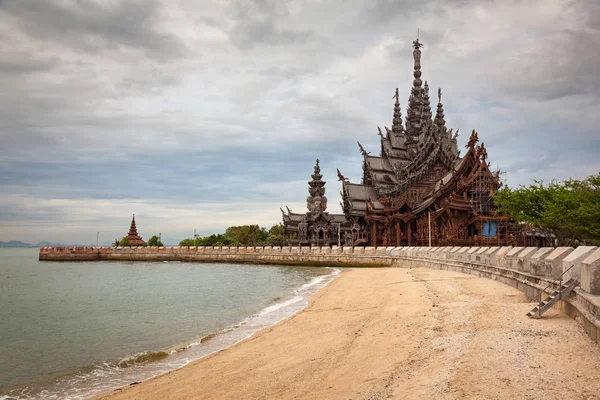 hakikat sığınağı