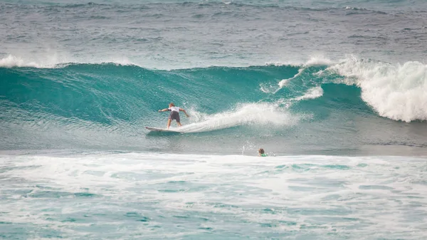 Surf Sunset Beach Havaí — Fotografia de Stock