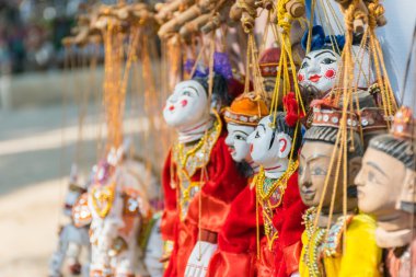 Myanmar Hatıra bebek