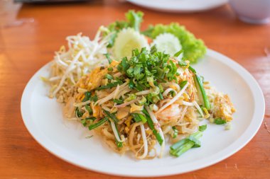 Tay beyaz disk yastık