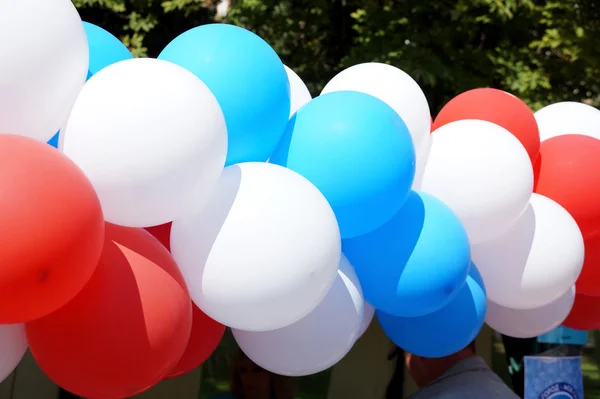 Multi-gekleurde ballonnen in diverse kleuren — Stockfoto