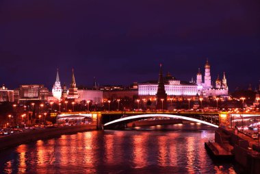 Kremlin'in gece manzarası