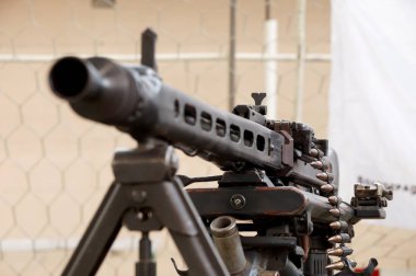 Alman makineli tüfek Mg-42
