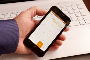 Hesap makinesi üzerinde hesaplamalar bir milyon ulaşmak için