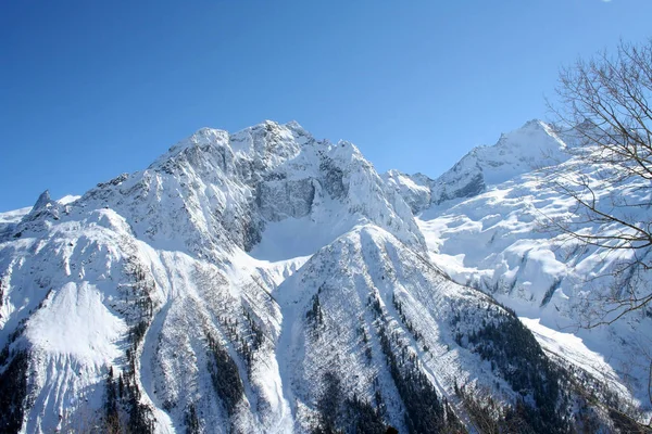 コーカサスの山の山頂 — ストック写真